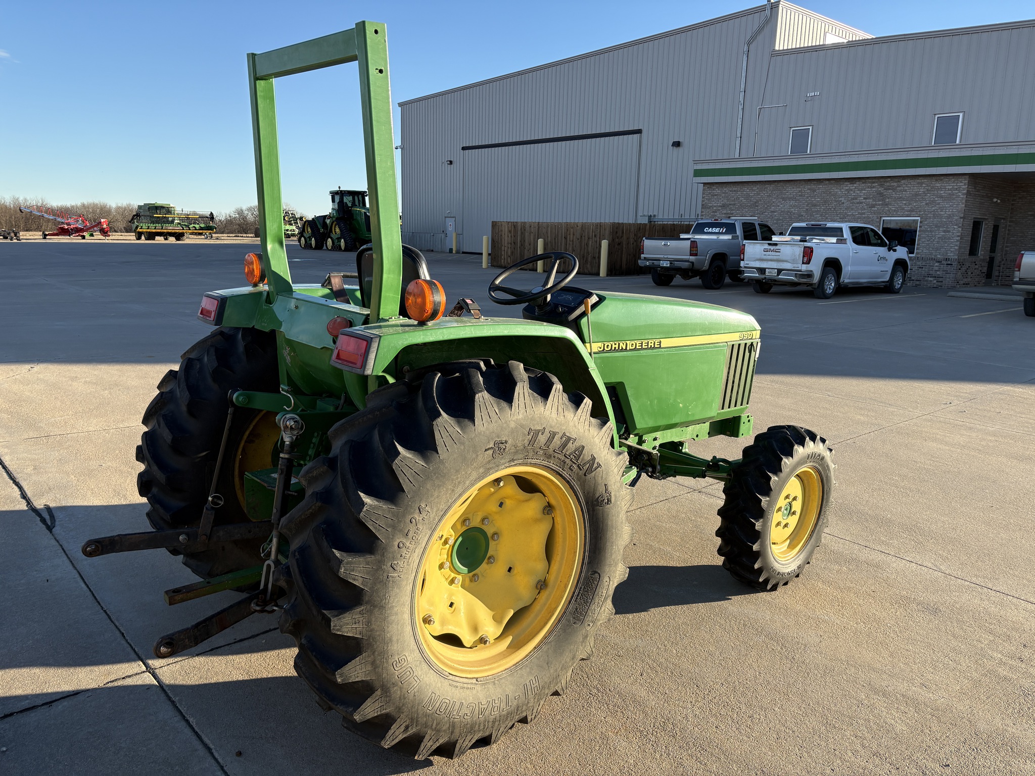 2006 John Deere 990 Image 3