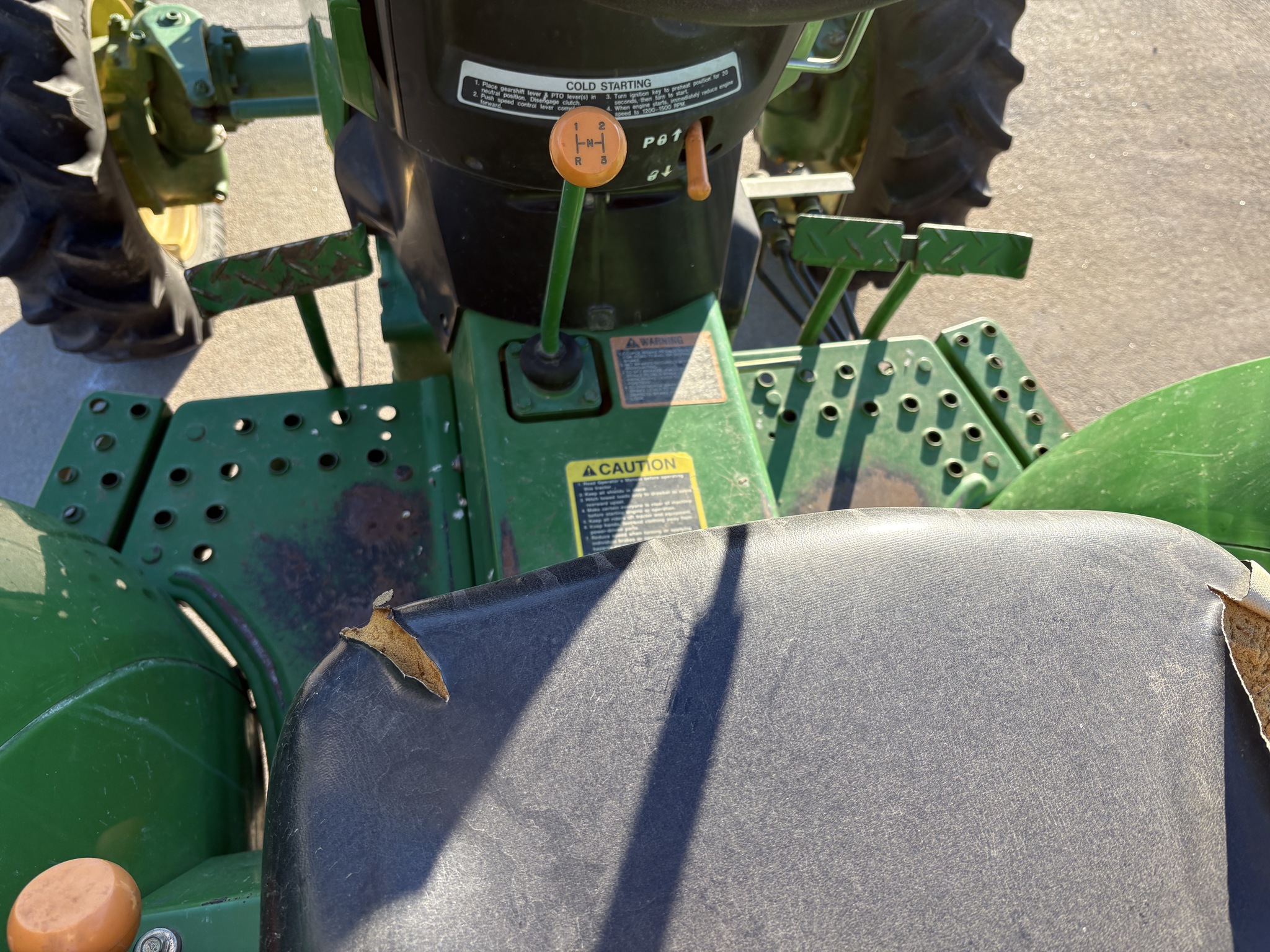 2006 John Deere 990 Image 9