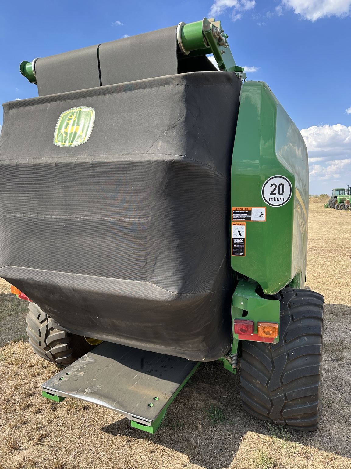 2024 John Deere V461R Image 5