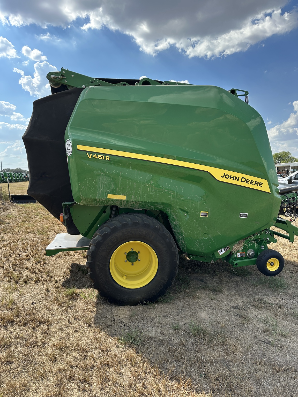 2024 John Deere V461R Image 6
