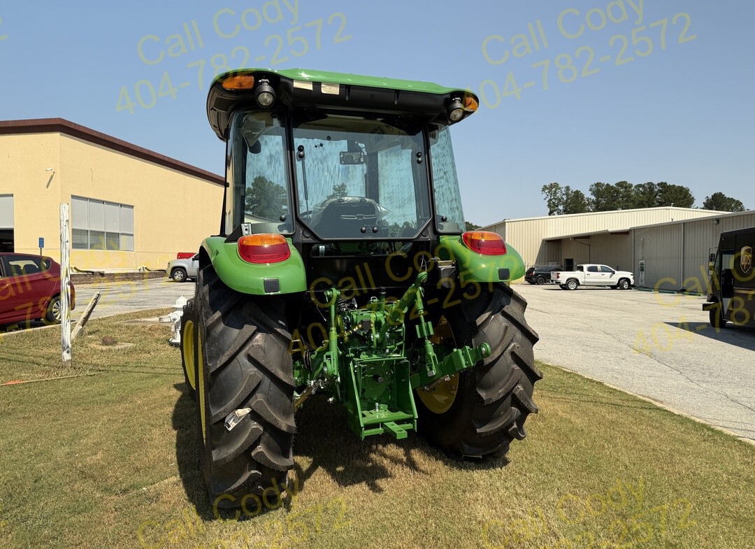 2025 John Deere 5060E Image 9