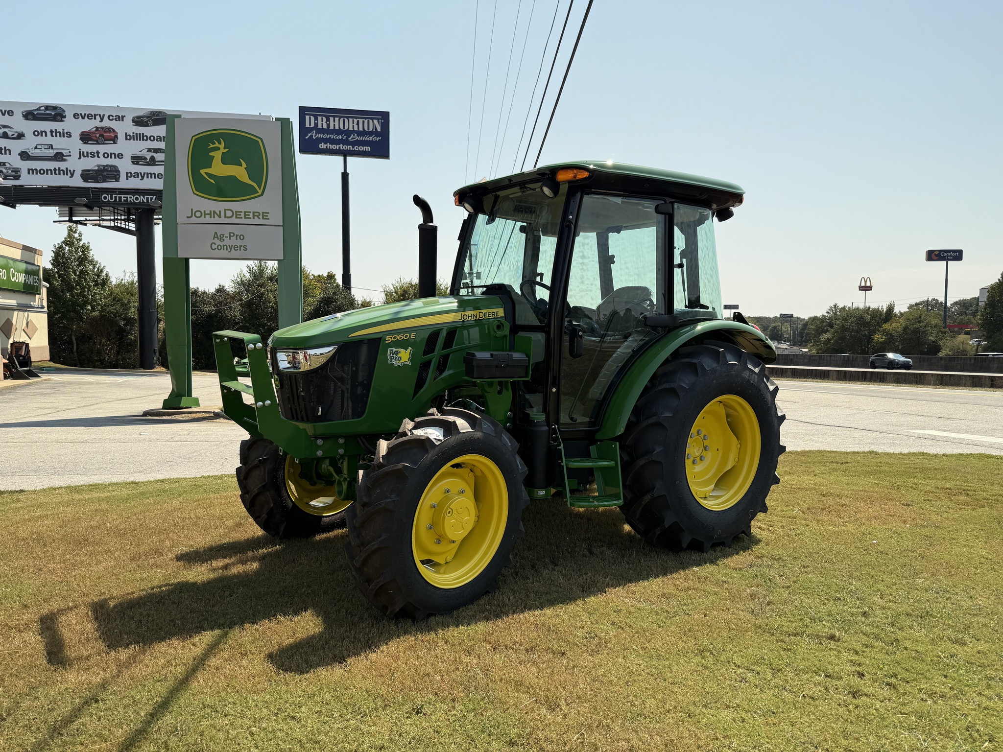 2025 John Deere 5060E Image 3