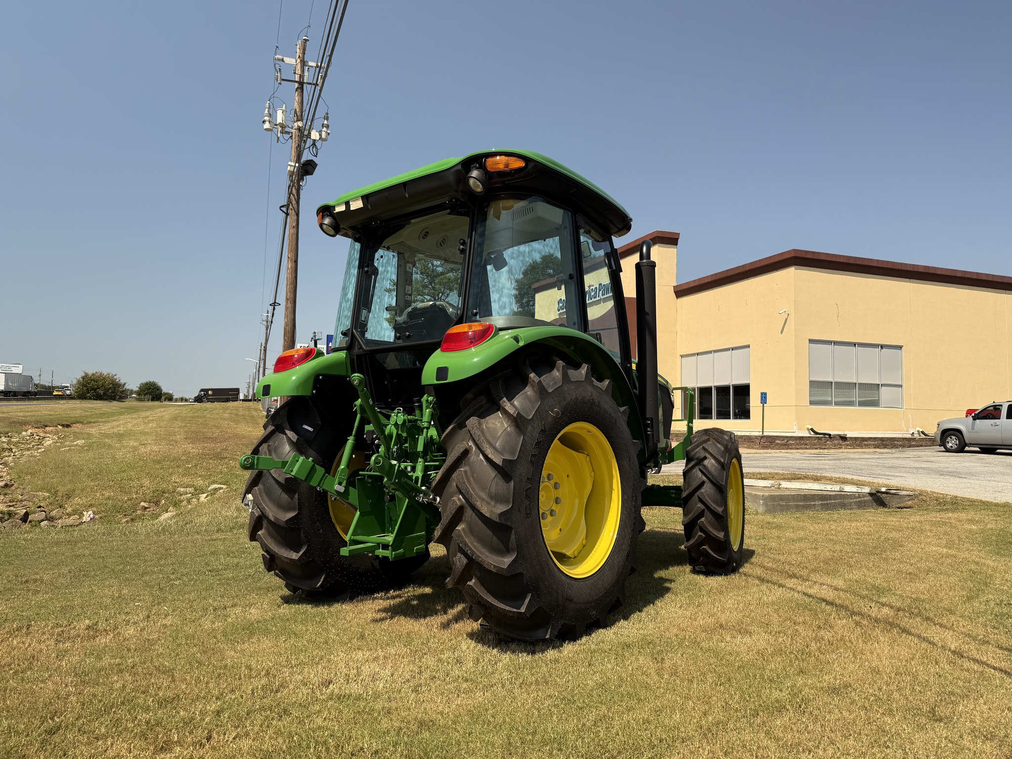 2025 John Deere 5060E Image 11