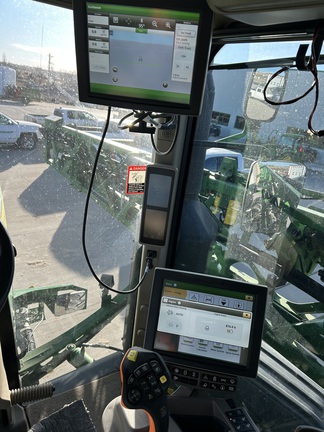 2024 John Deere 616R (11th thumbnail)
