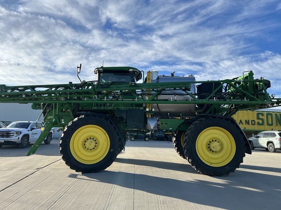 2024 John Deere 616R (2nd thumbnail)