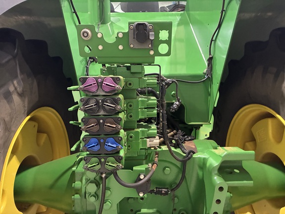 John Deere 9520R image 10