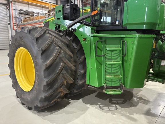 John Deere 9520R image 12