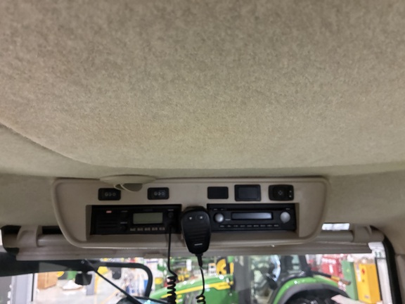 John Deere 9520R image 43