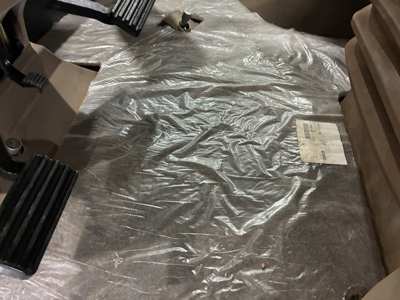 John Deere 9520R image 8