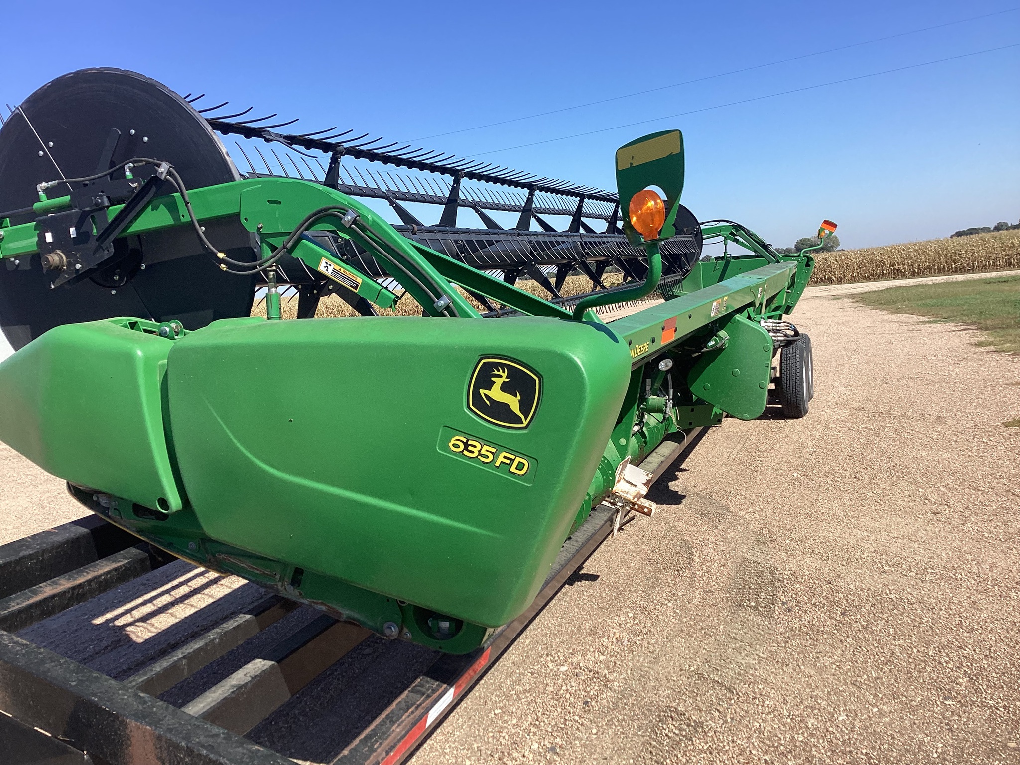 2014 John Deere 635FD Image 1