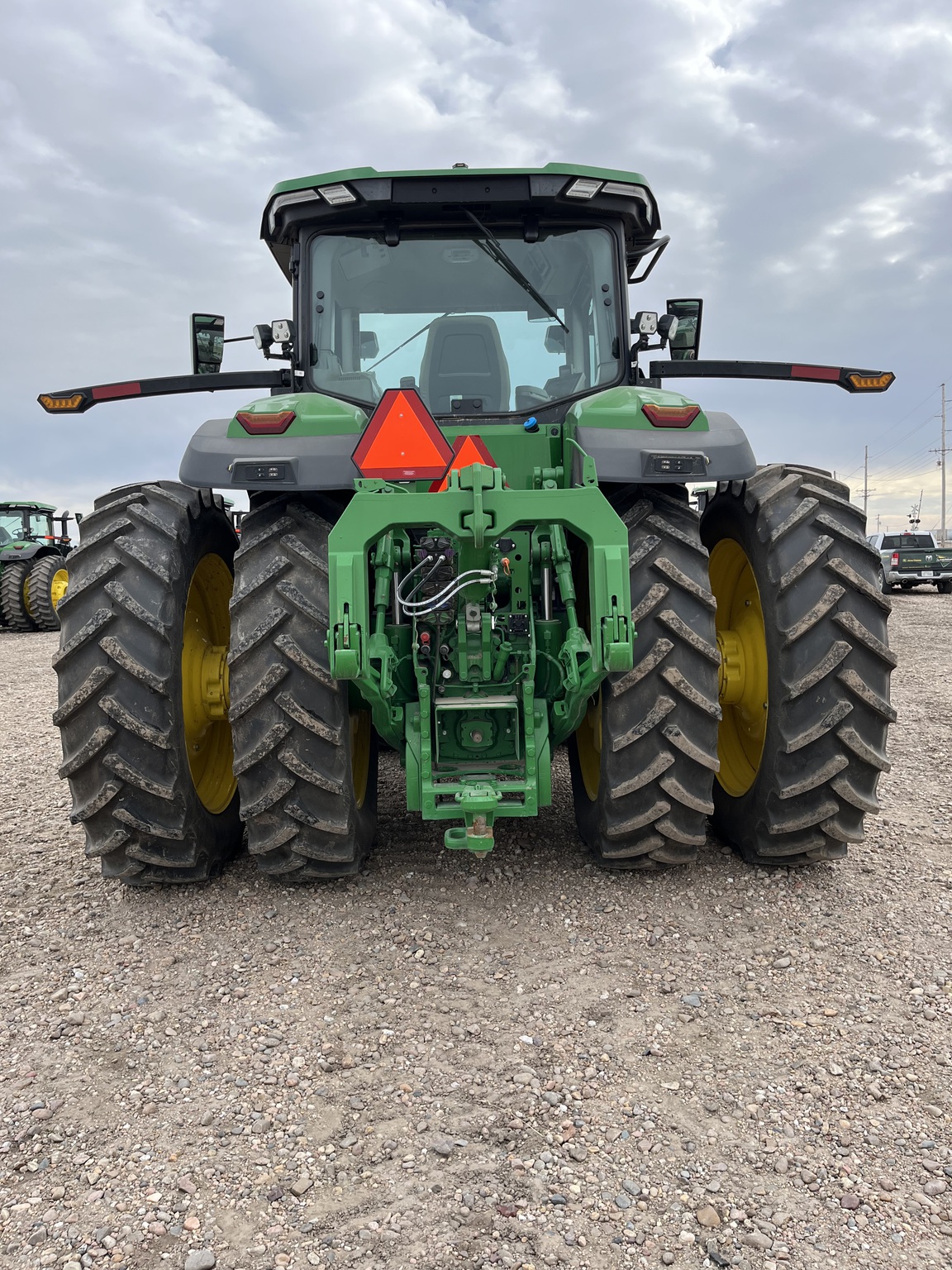 2023 John Deere 8R 310 Image 5