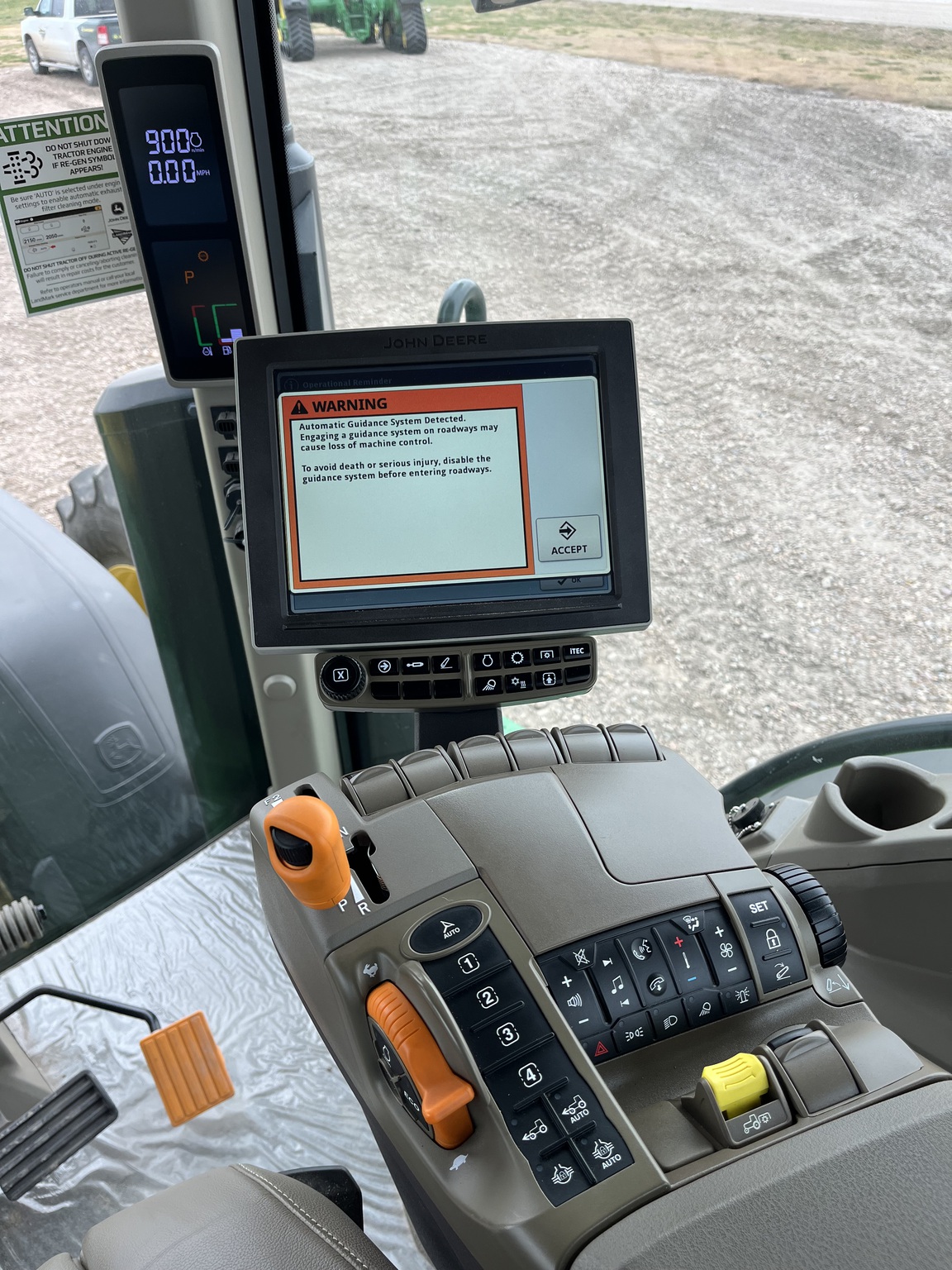 2023 John Deere 8R 310 Image 16