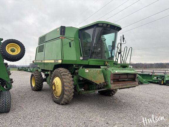Photo of 1994 John Deere 9600