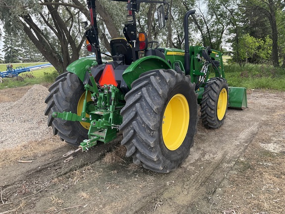 2018 John Deere 5055E