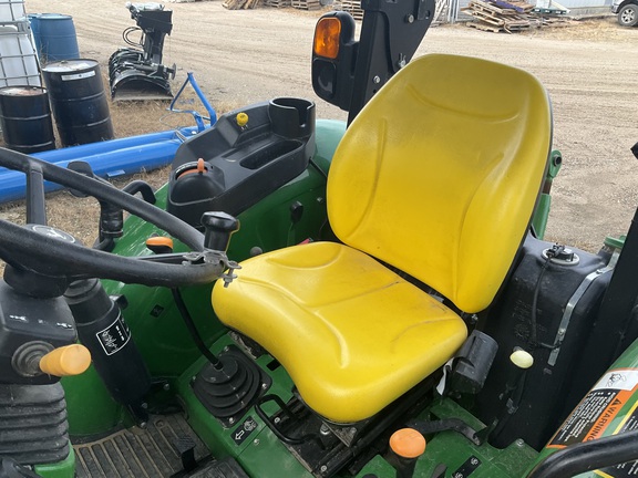 2018 John Deere 5055E