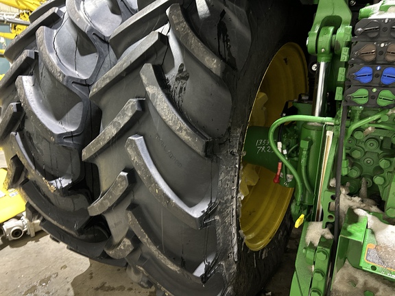 Used 2024 John Deere 7R 230 Row Crop Tractors at Horizon Ag & Turf in Lloydminster, AB - Photo5