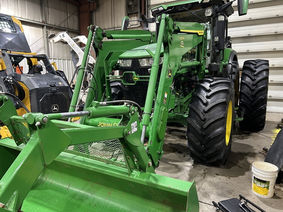  John Deere 7R 230