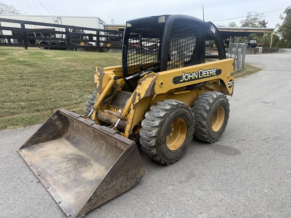 2002 John Deere 250