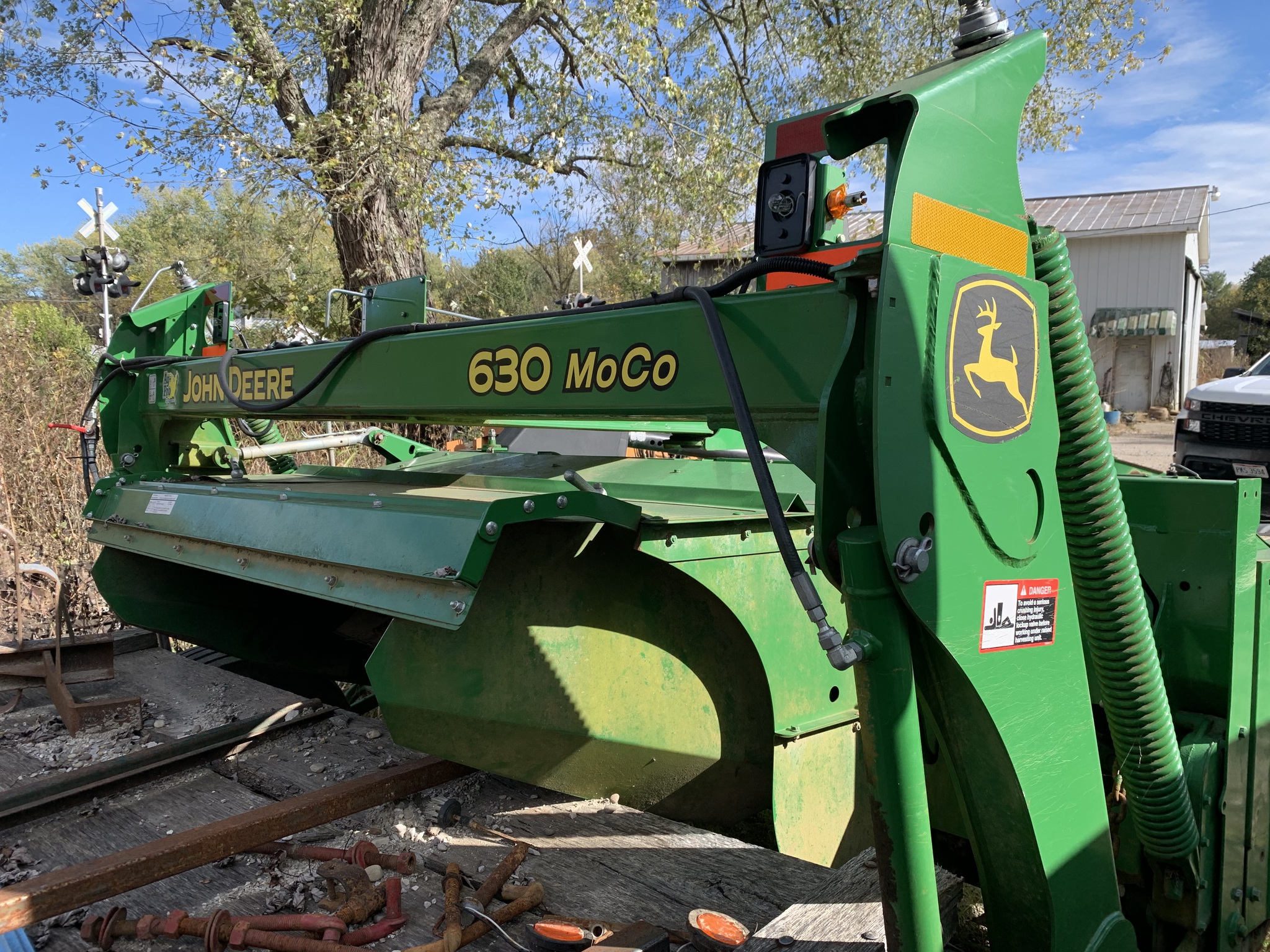 2019 John Deere 630 Image 3