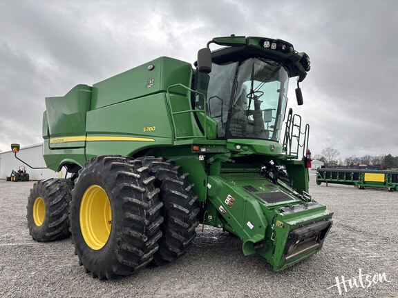 Photo of 2022 John Deere S780