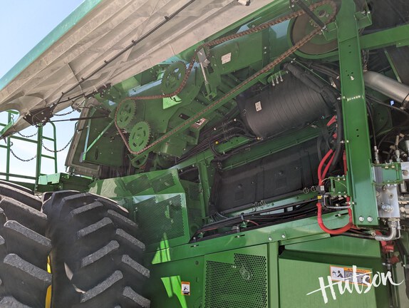 Photo of 2022 John Deere S780