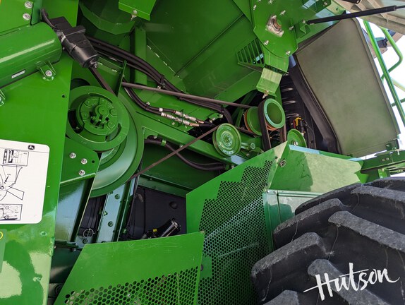 Photo of 2022 John Deere S780