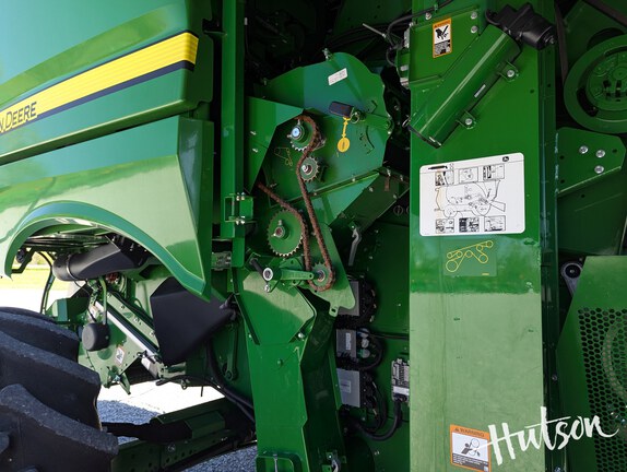 Photo of 2022 John Deere S780