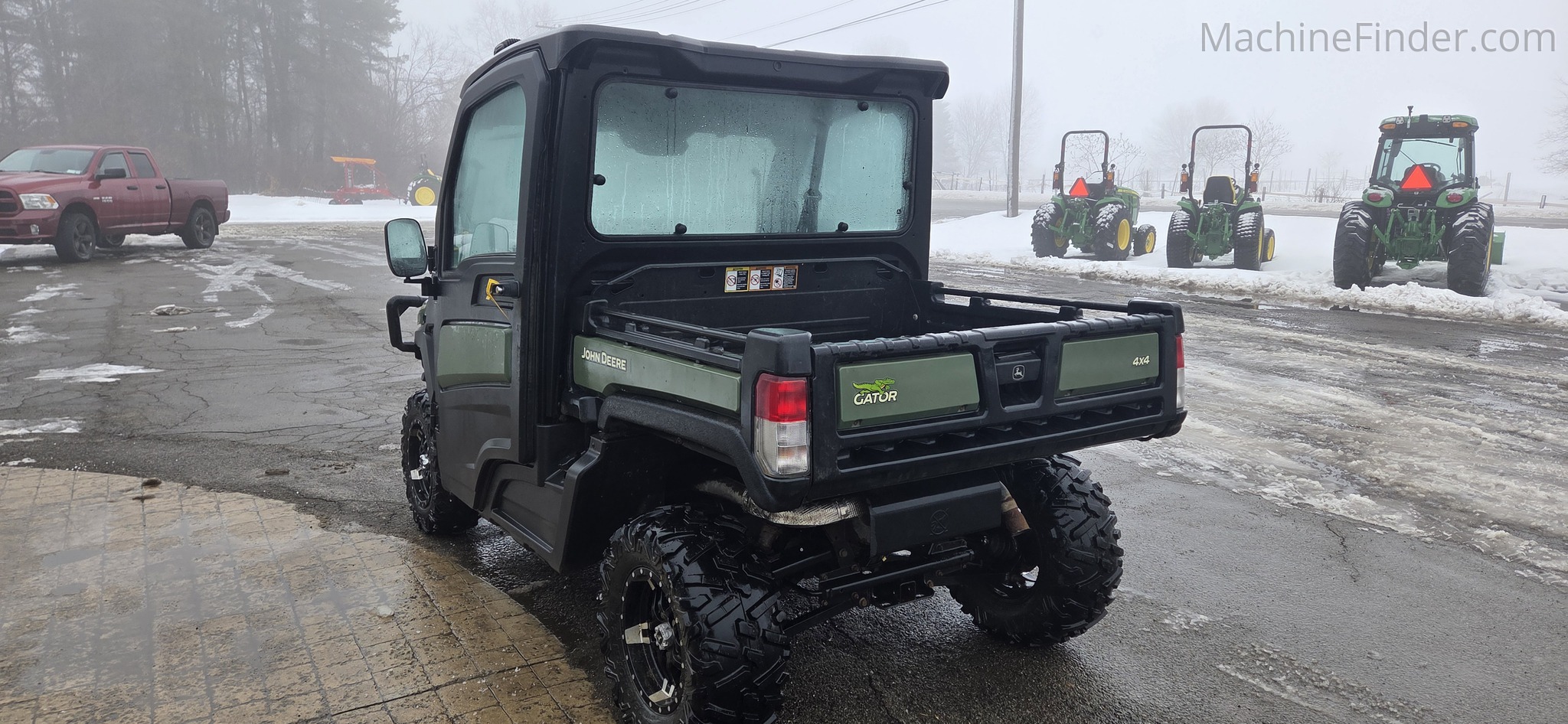 familiar × ajew 2024 John Deere XUV 835M | ATVs & Gators | MachineFinder