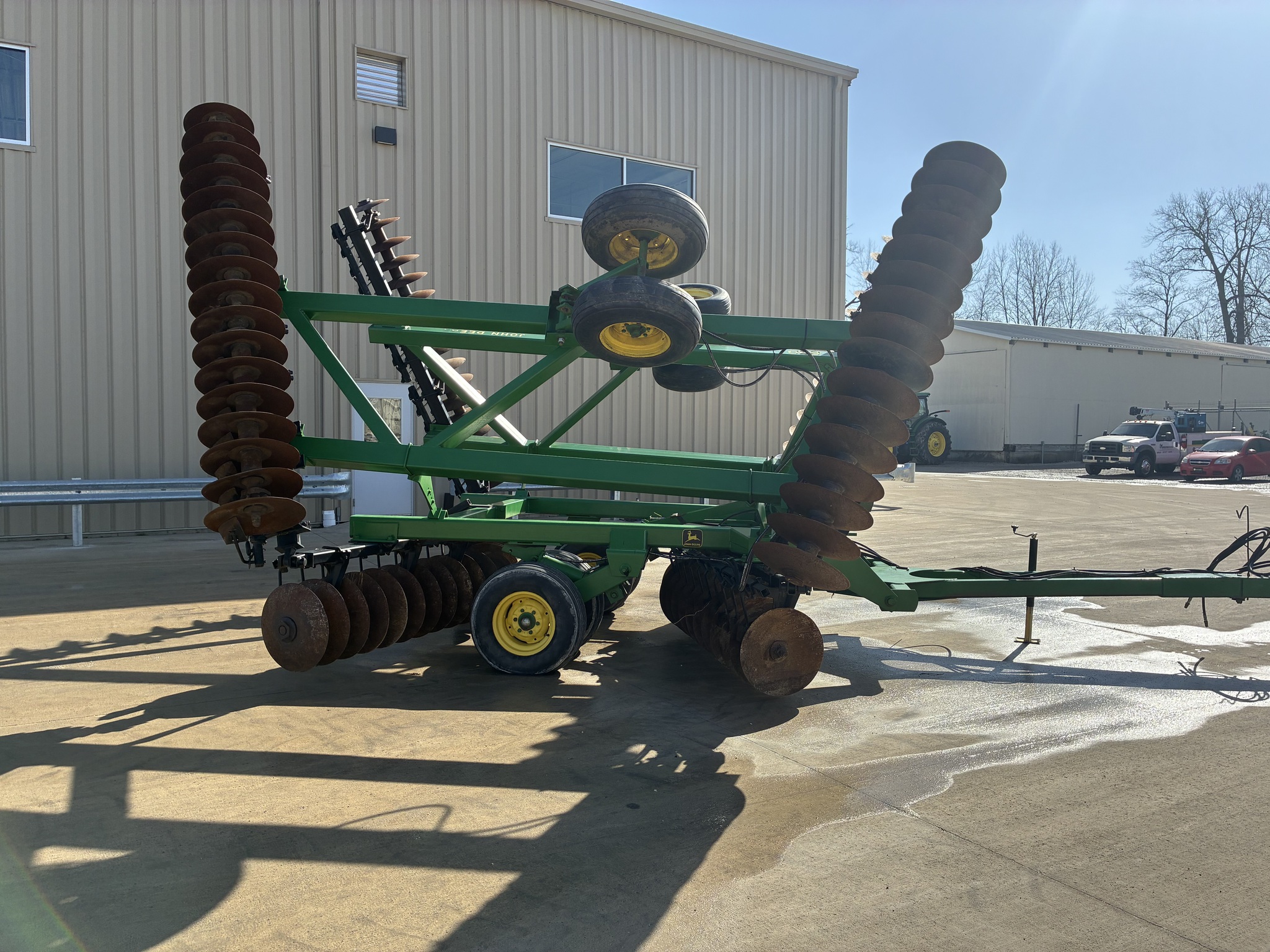 1990 John Deere 630 Image 2