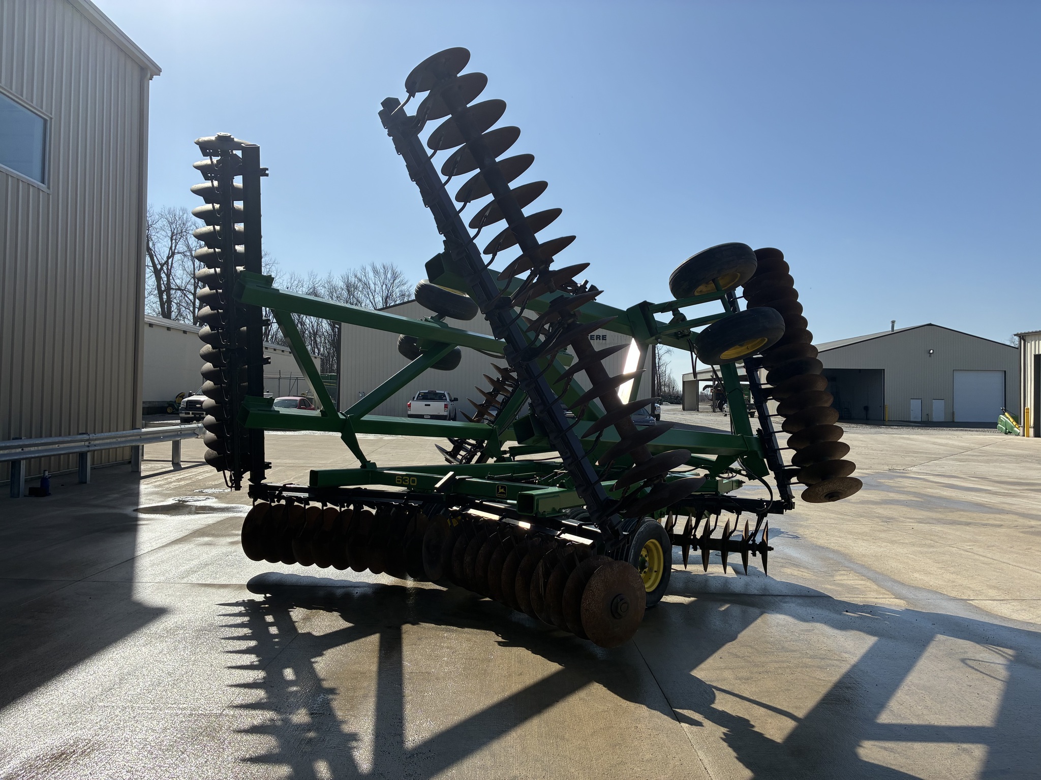 1990 John Deere 630 Image 3