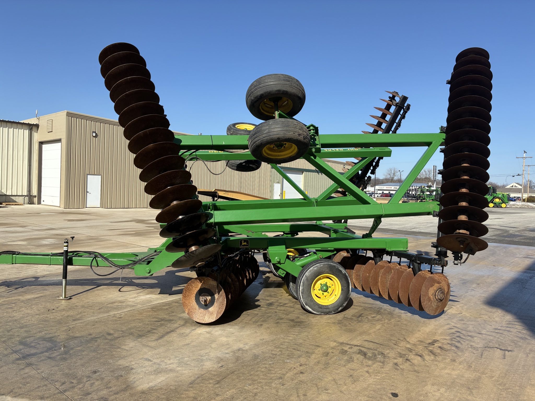 1990 John Deere 630 Image 6