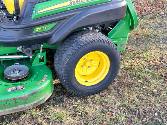 2020 John-Deere Z915E