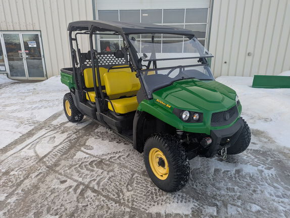  John Deere XUV 550 S4 GREEN