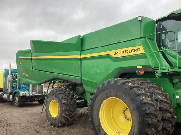 2025 John Deere S7 900 - Photo1