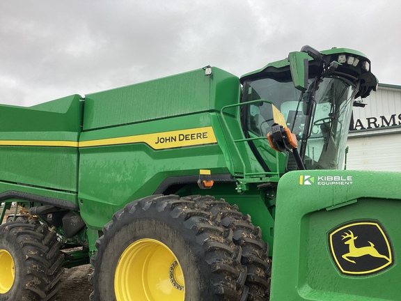 2025 John Deere S7 900 - Photo16