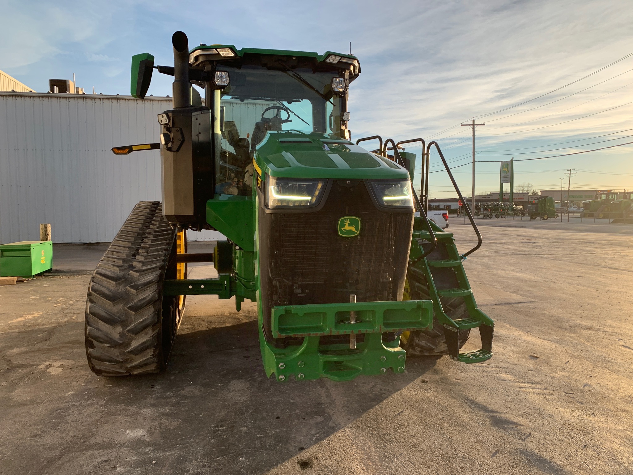  2021 John Deere 8RT 410 at Heritage Tractor in Lamar, MO