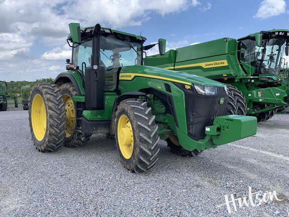 Photo of 2024 John Deere 8R 230