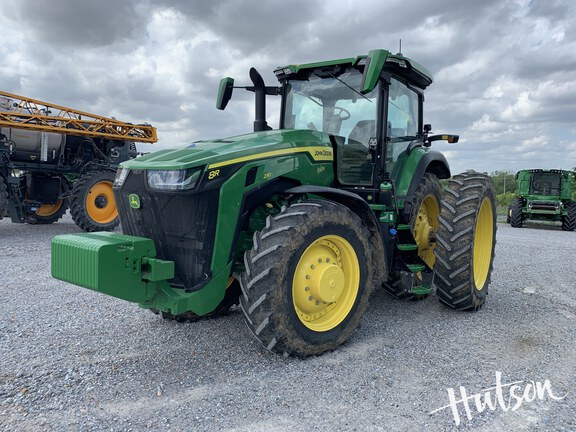 Photo of 2024 John Deere 8R 230