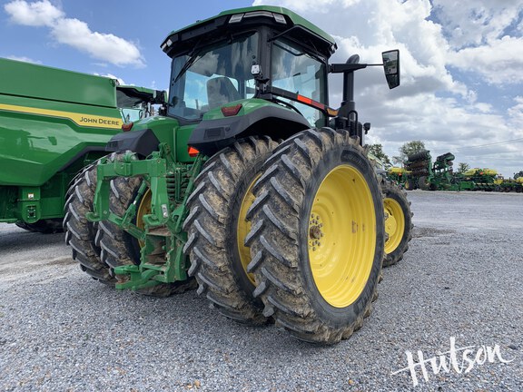 Photo of 2024 John Deere 8R 230