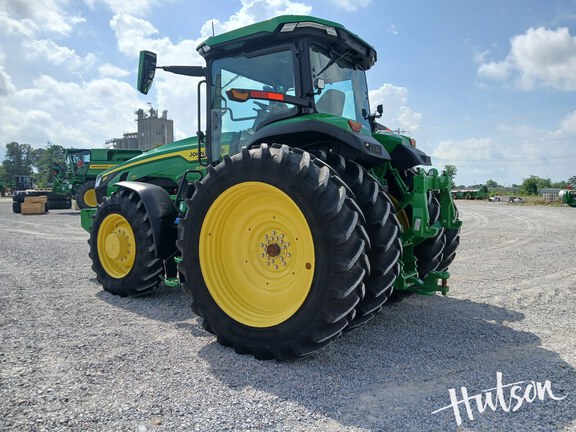 Photo of 2024 John Deere 8R 230