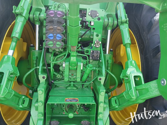 Photo of 2024 John Deere 8R 230