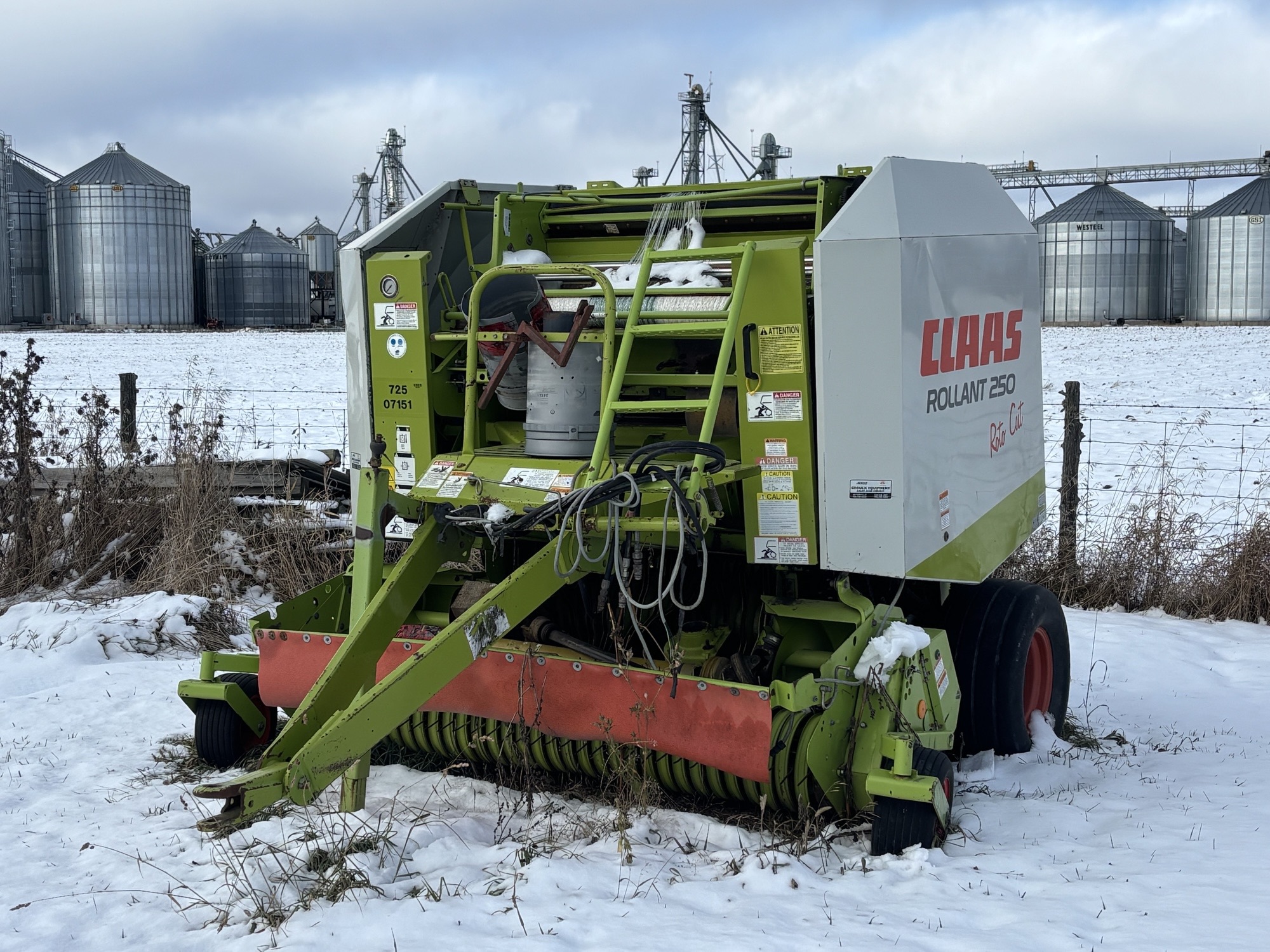 2005 Claas 250RC Image 2
