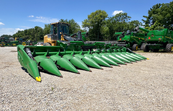 2025 John-Deere CF 12