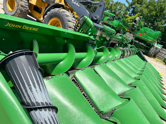 2025 John-Deere CF 12