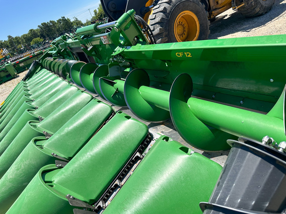 2025 John-Deere CF 12