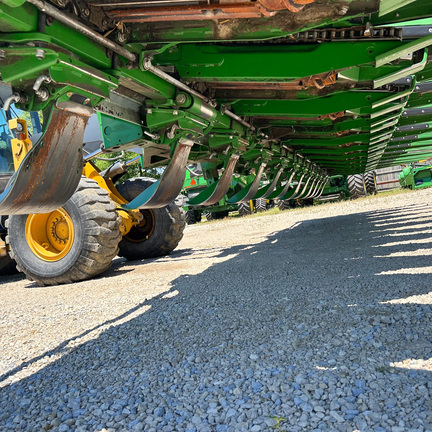 2025 John-Deere CF 12