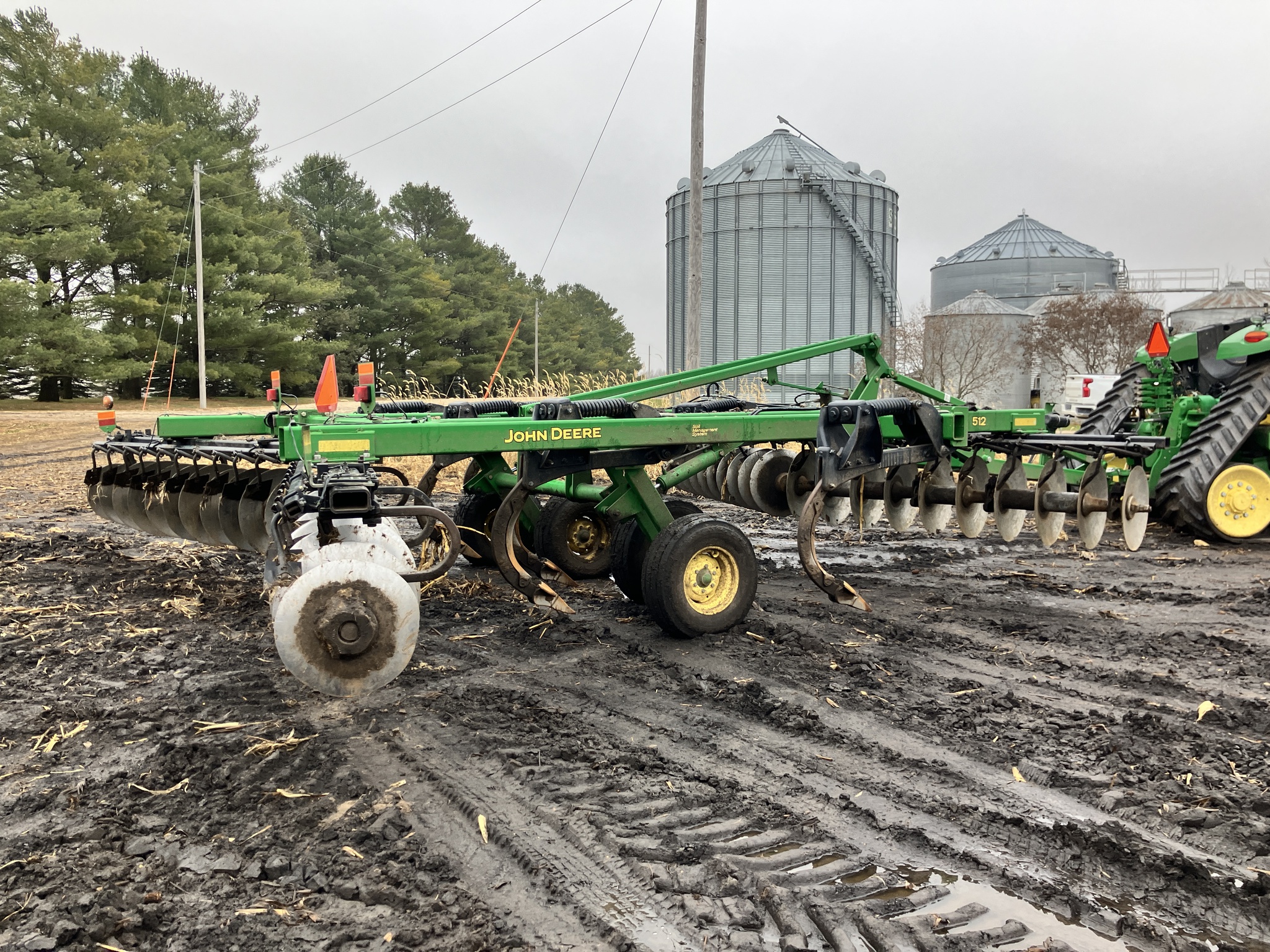 2012 John Deere 512 Image 4