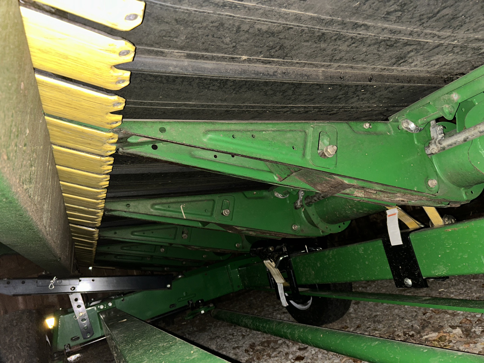 2018 John Deere 640FD Image 9