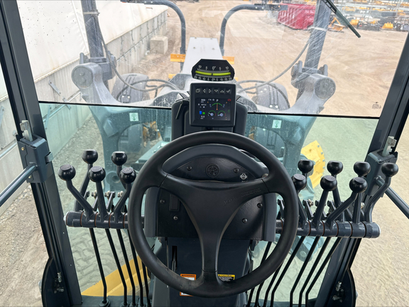 2022 John Deere 772G