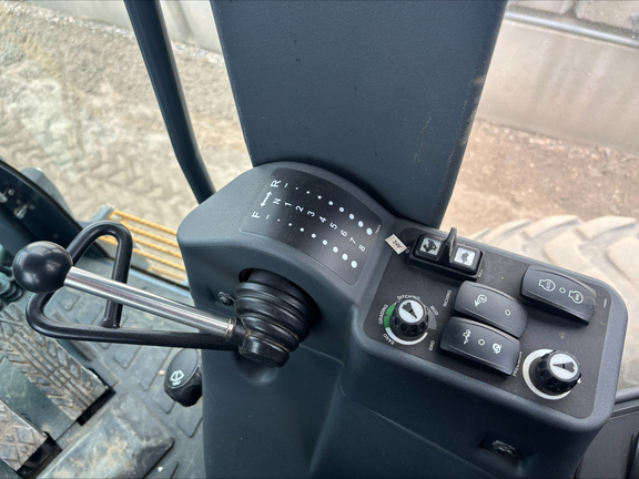 2022 John Deere 772G